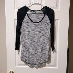 Aritzia Wilfred Free long sleeve top